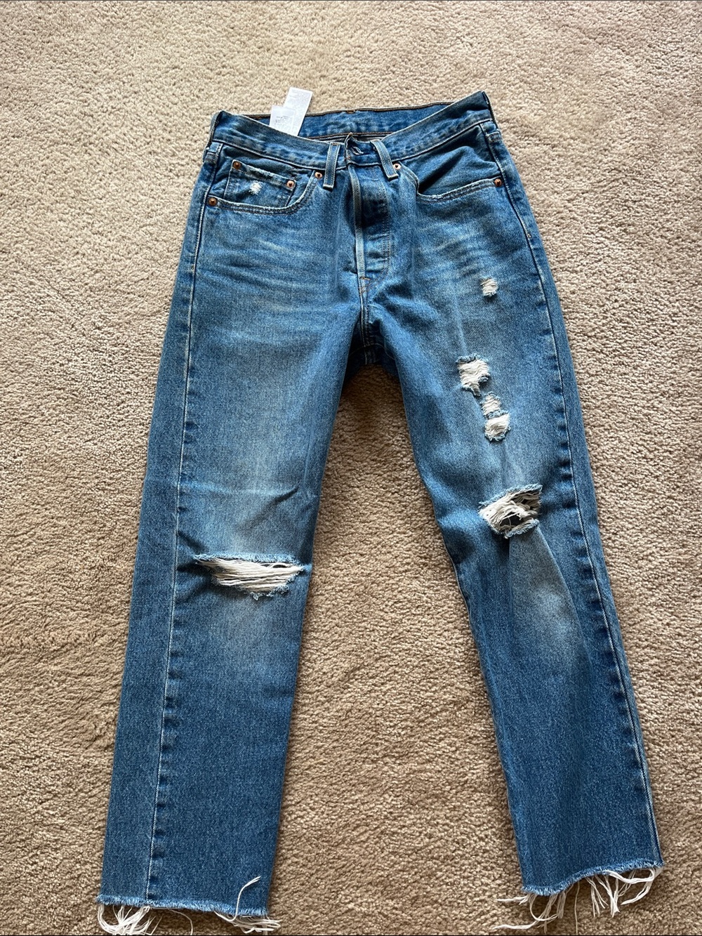 Women’s Levi’s jeans